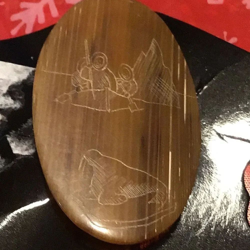 Brooch vintage carved Eskimo Inuit walrus hunting scene